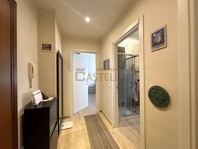2 Locali - Via Merula