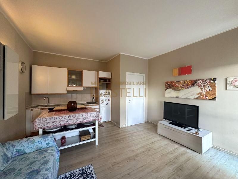 2 Locali - Via Merula