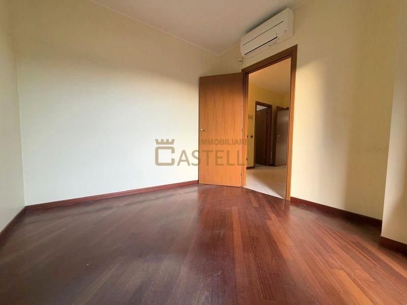 3 Locali - Via Carlo Farini