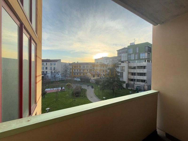 3 Locali - Via Carlo Farini