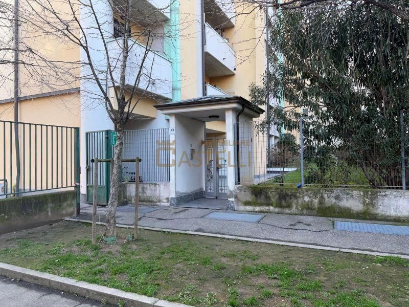 3 Locali - Via Carlo Farini 