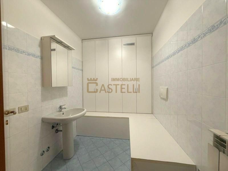 Ufficio - Via Carlo Farini