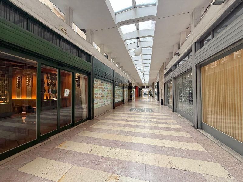 3 locali - Galleria Buenos Aires