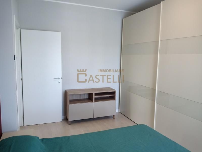 3 Locali - Via Masaniello 