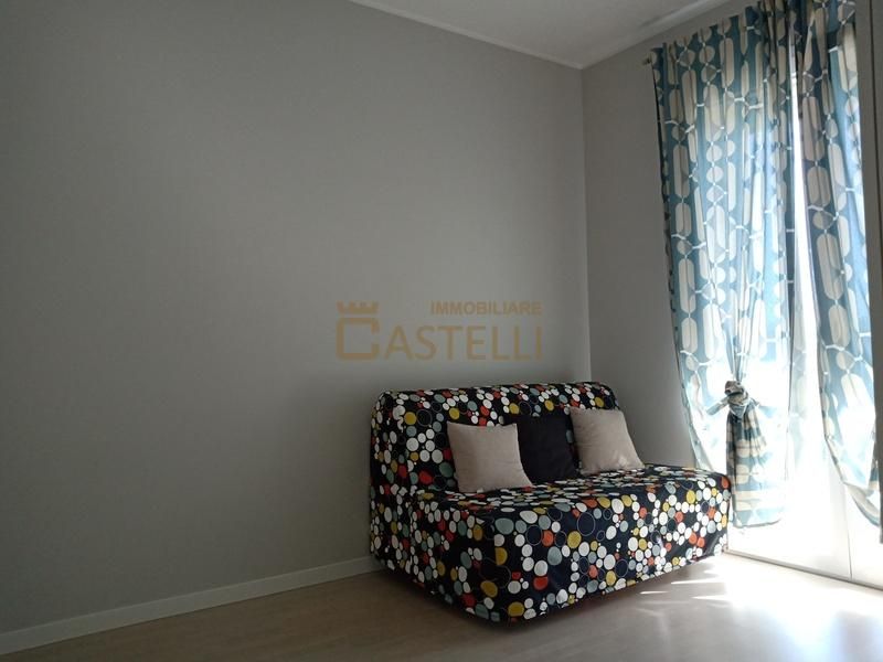 3 Locali - Via Masaniello 
