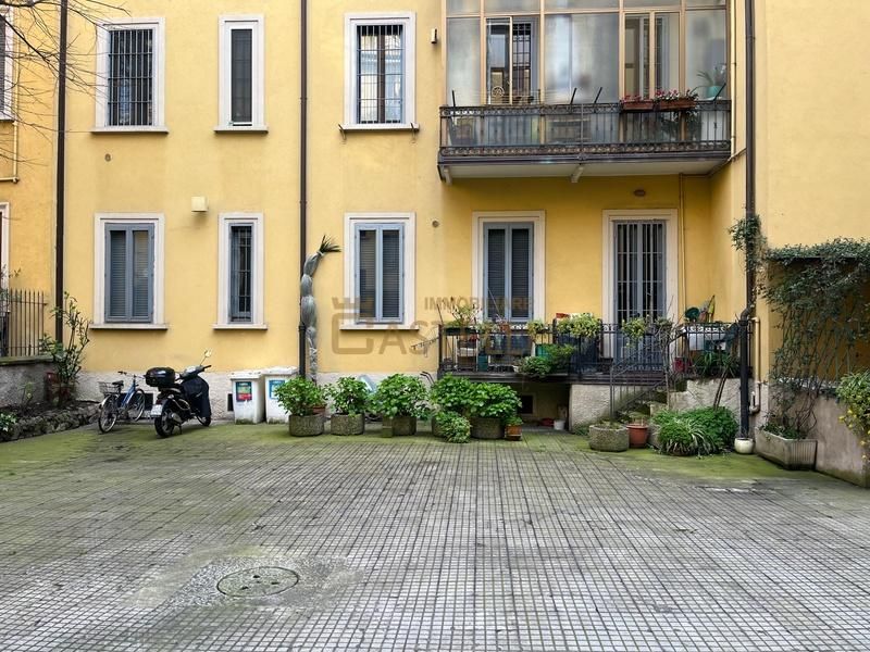6 Locali - Via Uberti