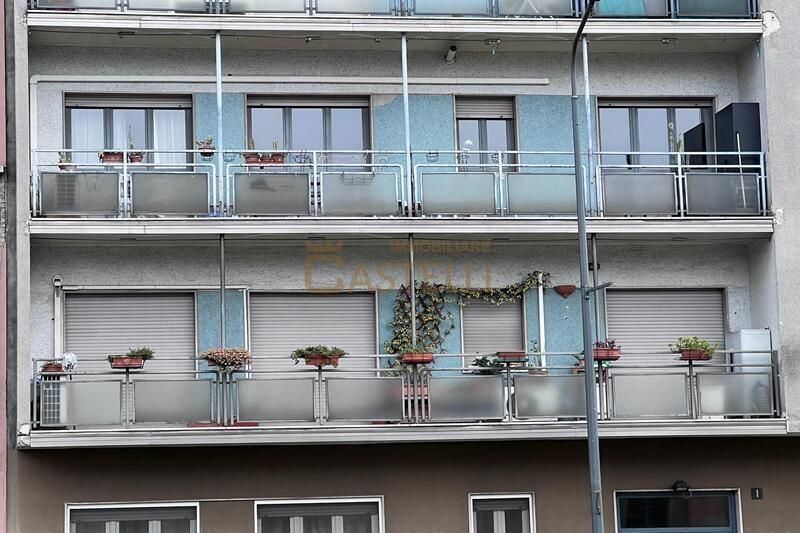 3 Locali - Via Pompeo Leoni