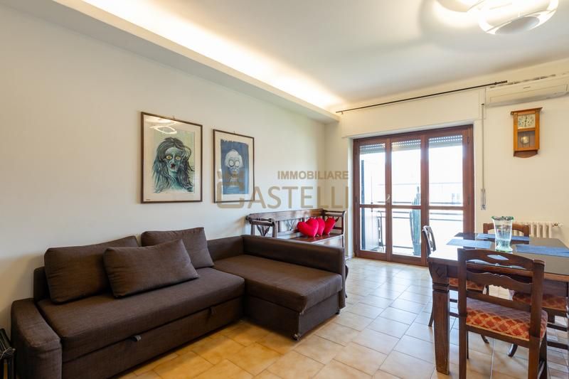 3 Locali - Via Pompeo Leoni
