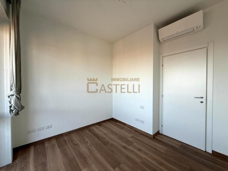 3 locali - Viale Brianza