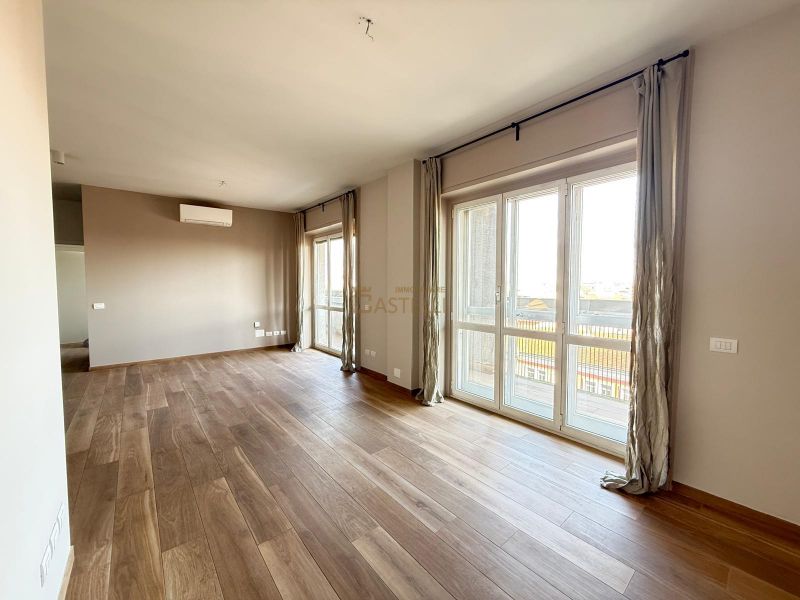 3 locali - Viale Brianza