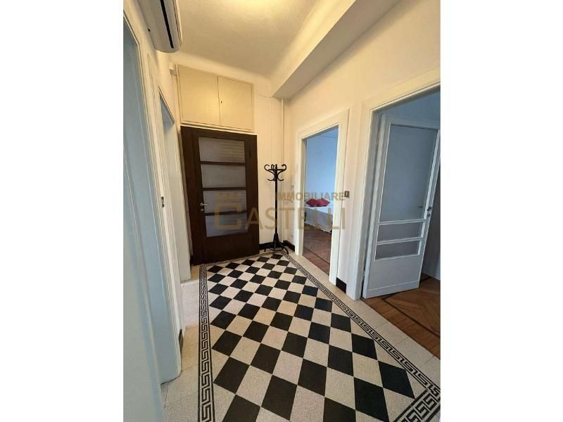 3 Locali - Via Vaina