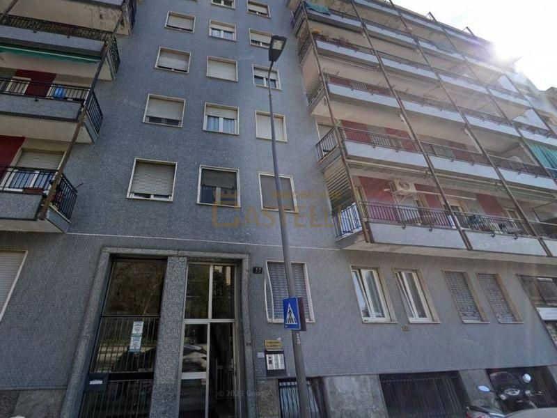 2 locali - Via S. Dionigi