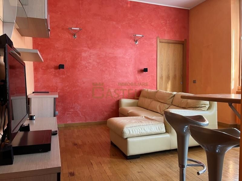 2 Locali - via Altaguardia
