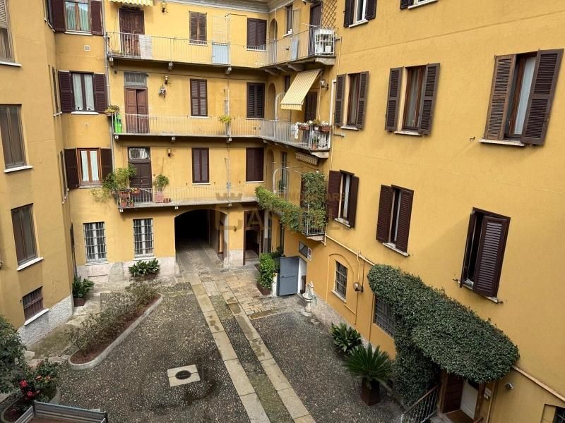 2 locali - Corso Colombo