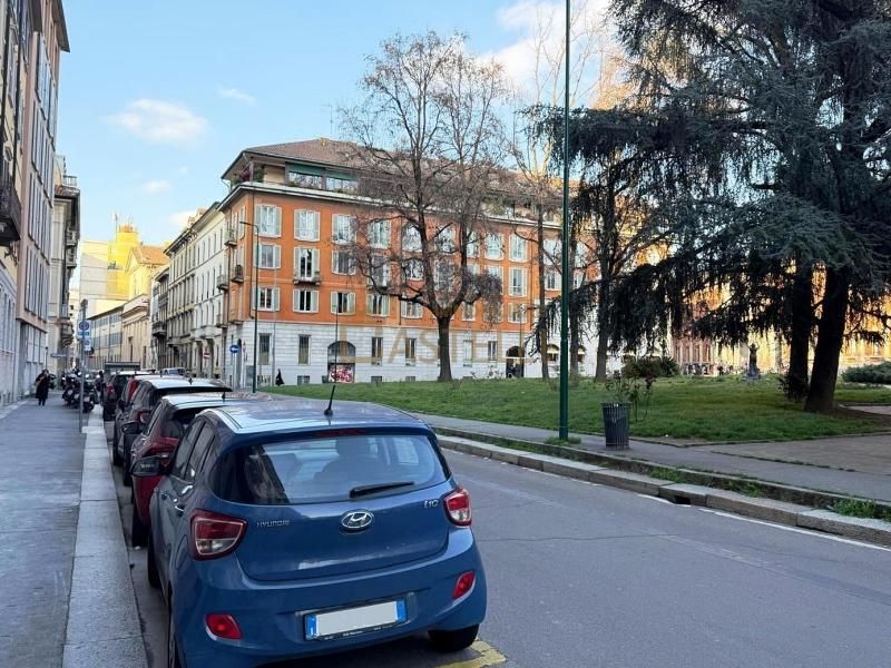 4 locali - Largo Francesco Richini