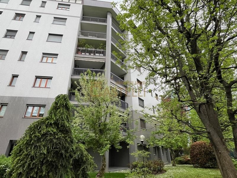 3 Locali - Via Primaticcio