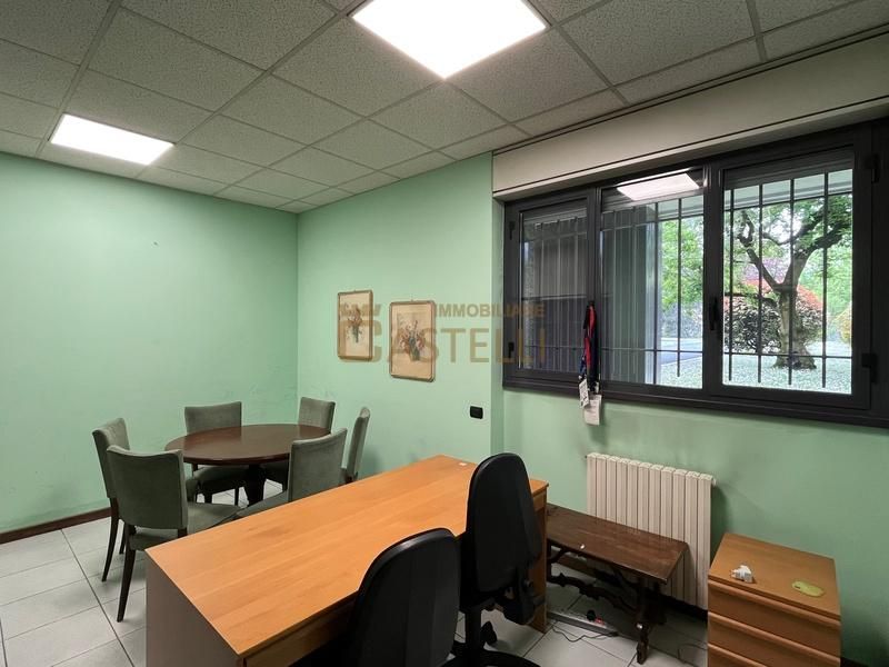 3 Locali - Via Primaticcio