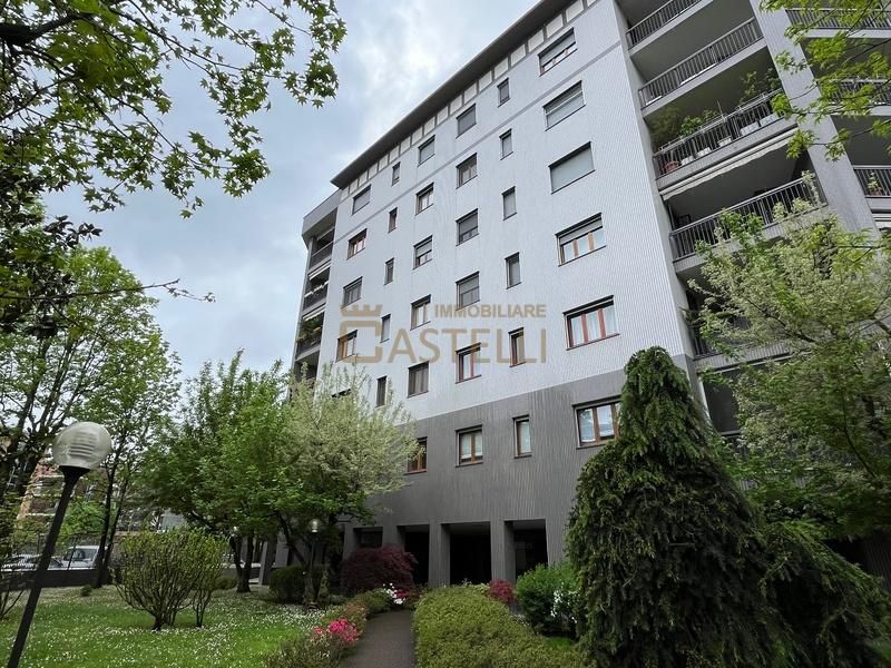 3 Locali - Via Primaticcio