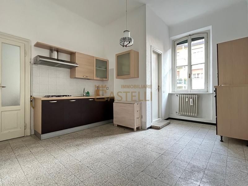 2 Locali - Via Agnesi