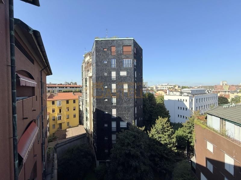 2 Locali - Corso Italia