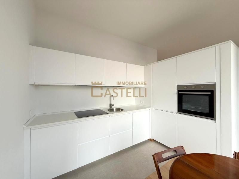 2 Locali - Corso Italia