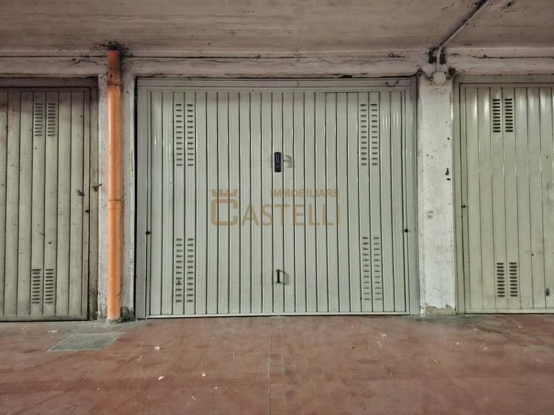 Viale Sabotino - Box singolo