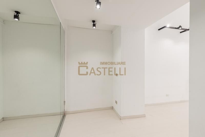 Negozio - Viale Sabotino