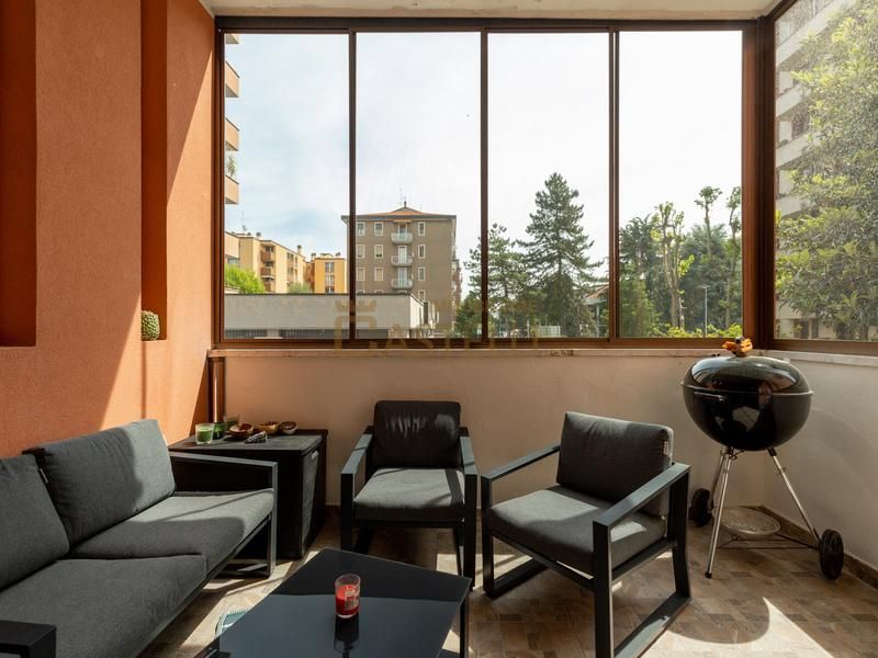 4 Locali - via della Libertà