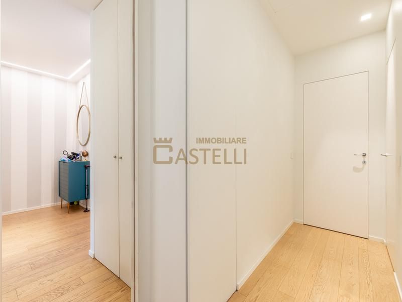 4 Locali - via della Libertà