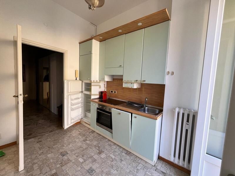 2 Locali - Via Lecco