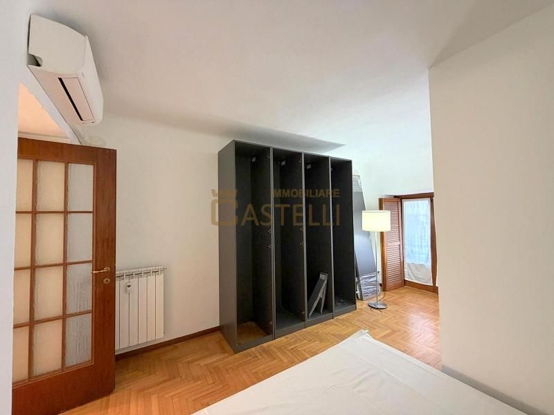 4 Locali - Via Lazzaro Palazzi