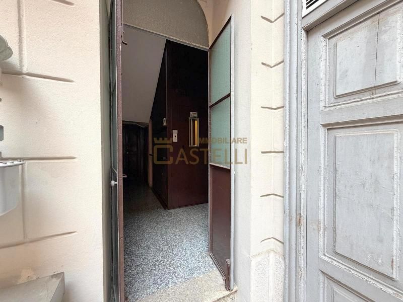 4 Locali - Via Lazzaro Palazzi