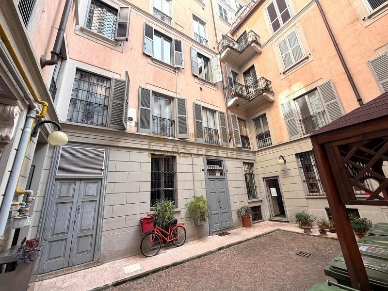 4 Locali - Via Lazzaro Palazzi
