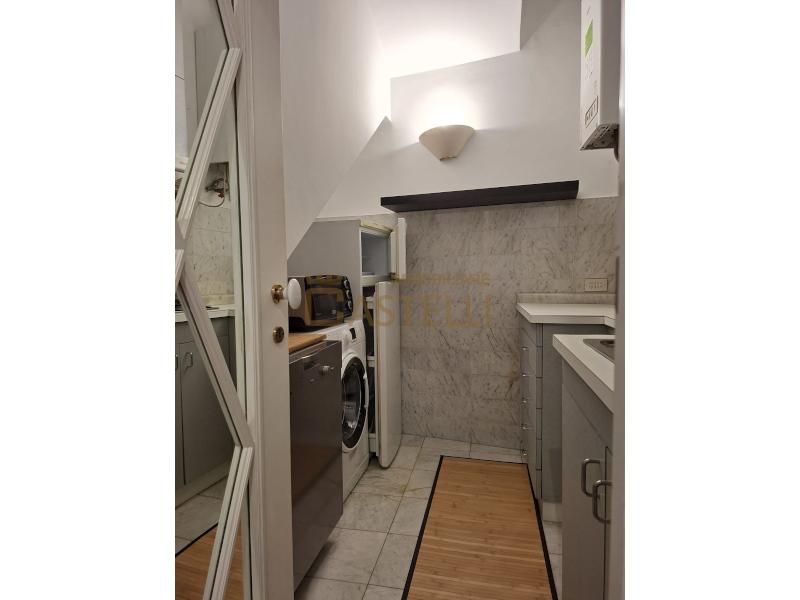 2 Locali - via Vignola