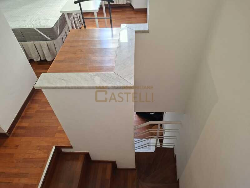 2 Locali - via Vignola