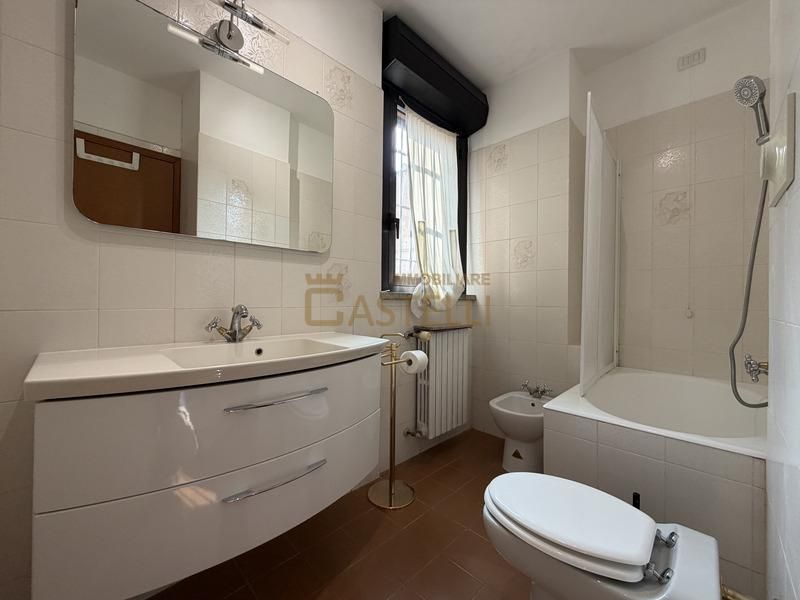 3 Locali - Viale Sabotino