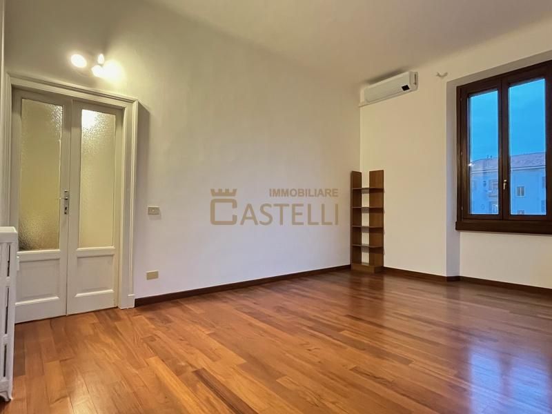 2 Locali - Via Tiraboschi