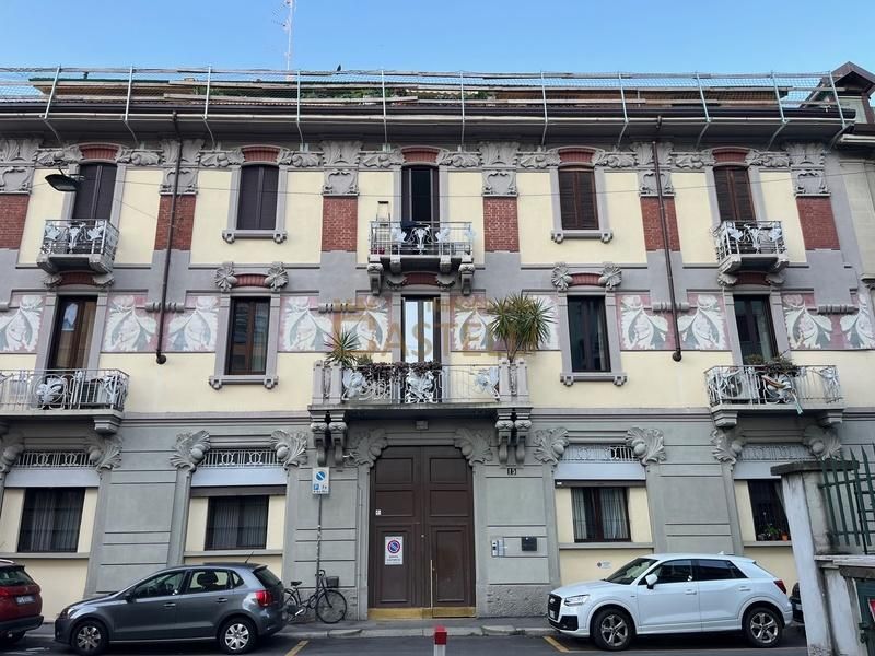 2 Locali - Via Agnesi