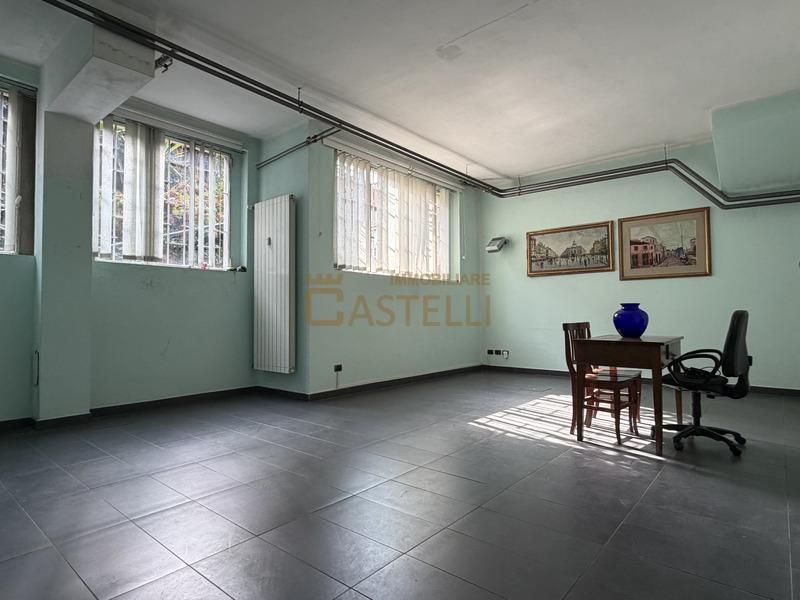 5 Locali - via Romilli